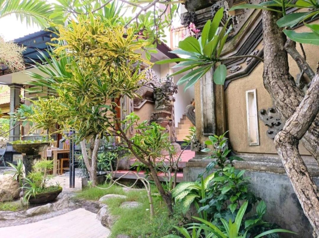 Green Palace Homestay Batununggul Εξωτερικό φωτογραφία
