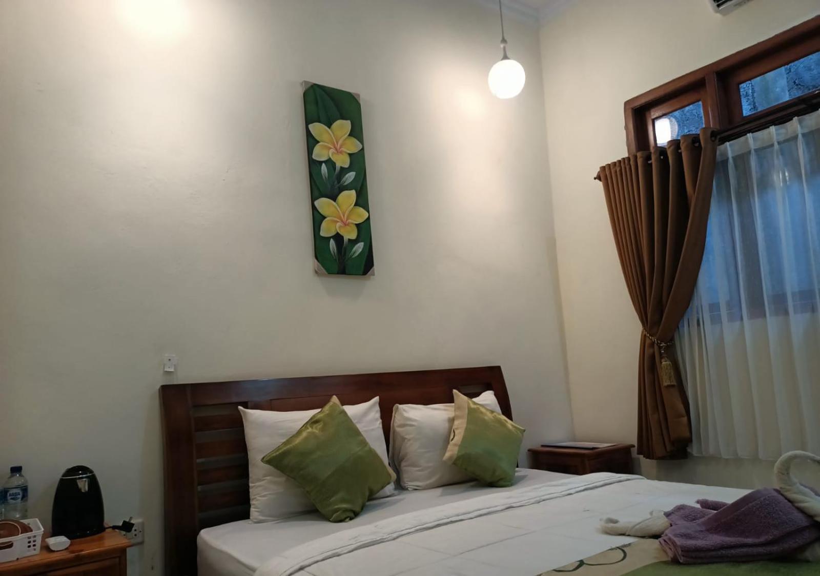 Green Palace Homestay Batununggul Εξωτερικό φωτογραφία
