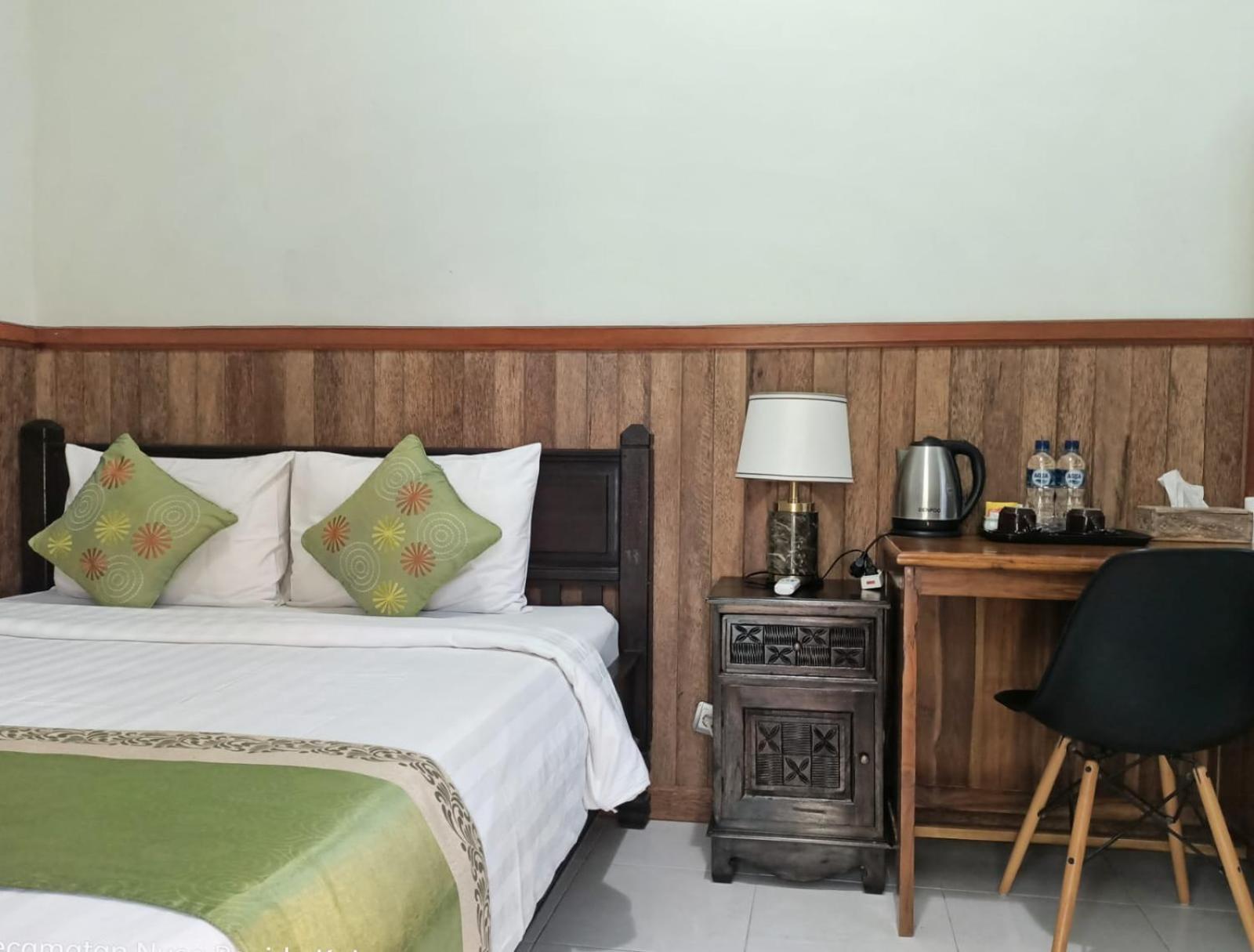 Green Palace Homestay Batununggul Εξωτερικό φωτογραφία